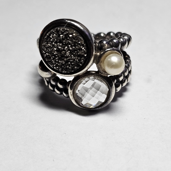 Genuine Druzy Quartz, Pearl, and Crystal Ring Size 7! - Picture 2 of 8